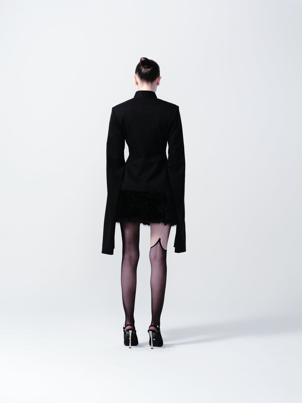 SUIT JACKET WITH SPLIT OPEN FLARE SLEEVES