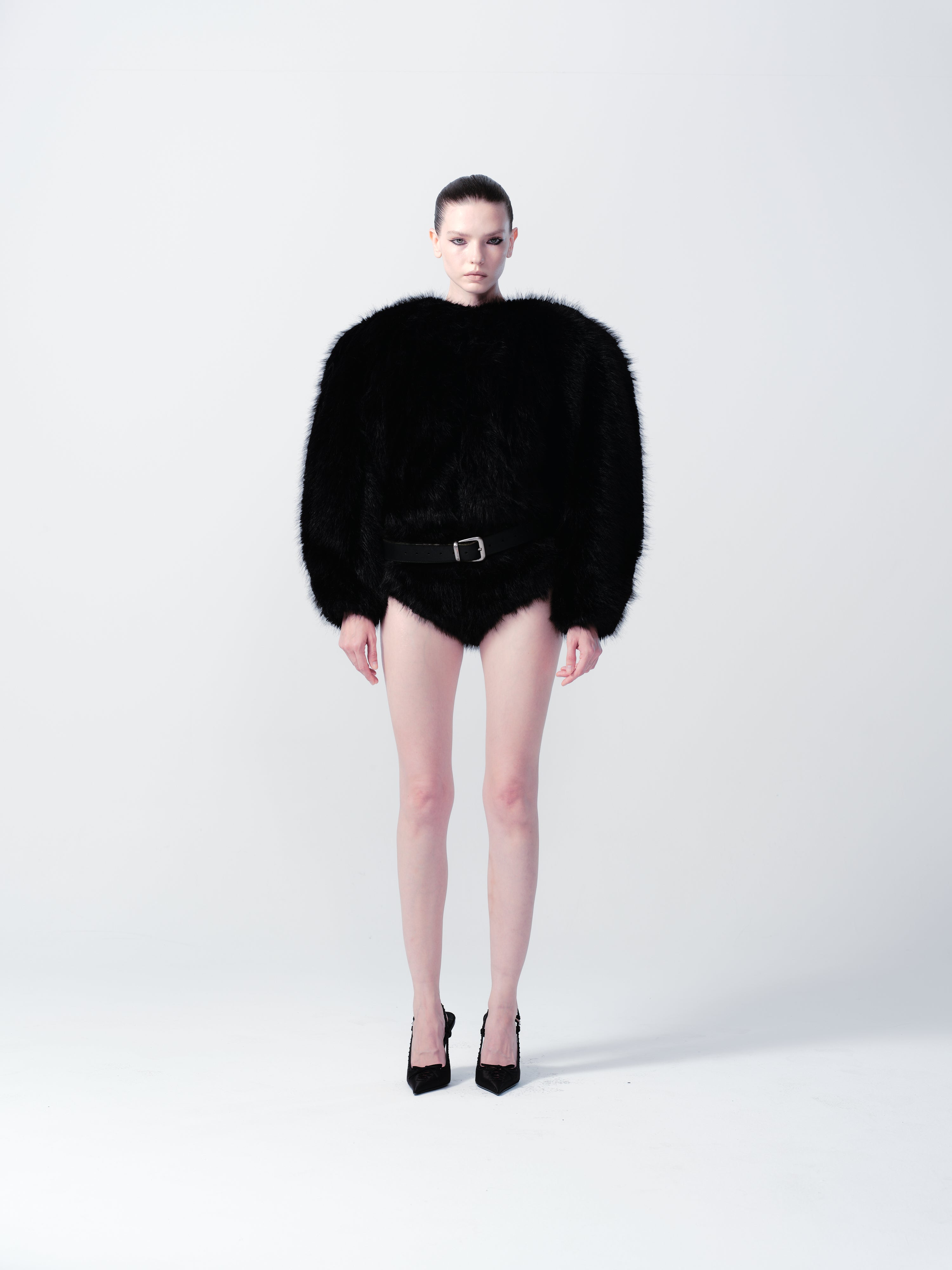 BIG ROUND SHOULDER FUR COAT WITH ATTACHABLE HIGH COLLAR