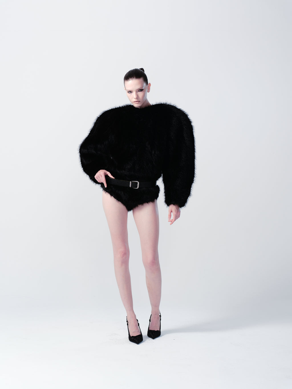 BIG ROUND SHOULDER FUR COAT WITH ATTACHABLE HIGH COLLAR