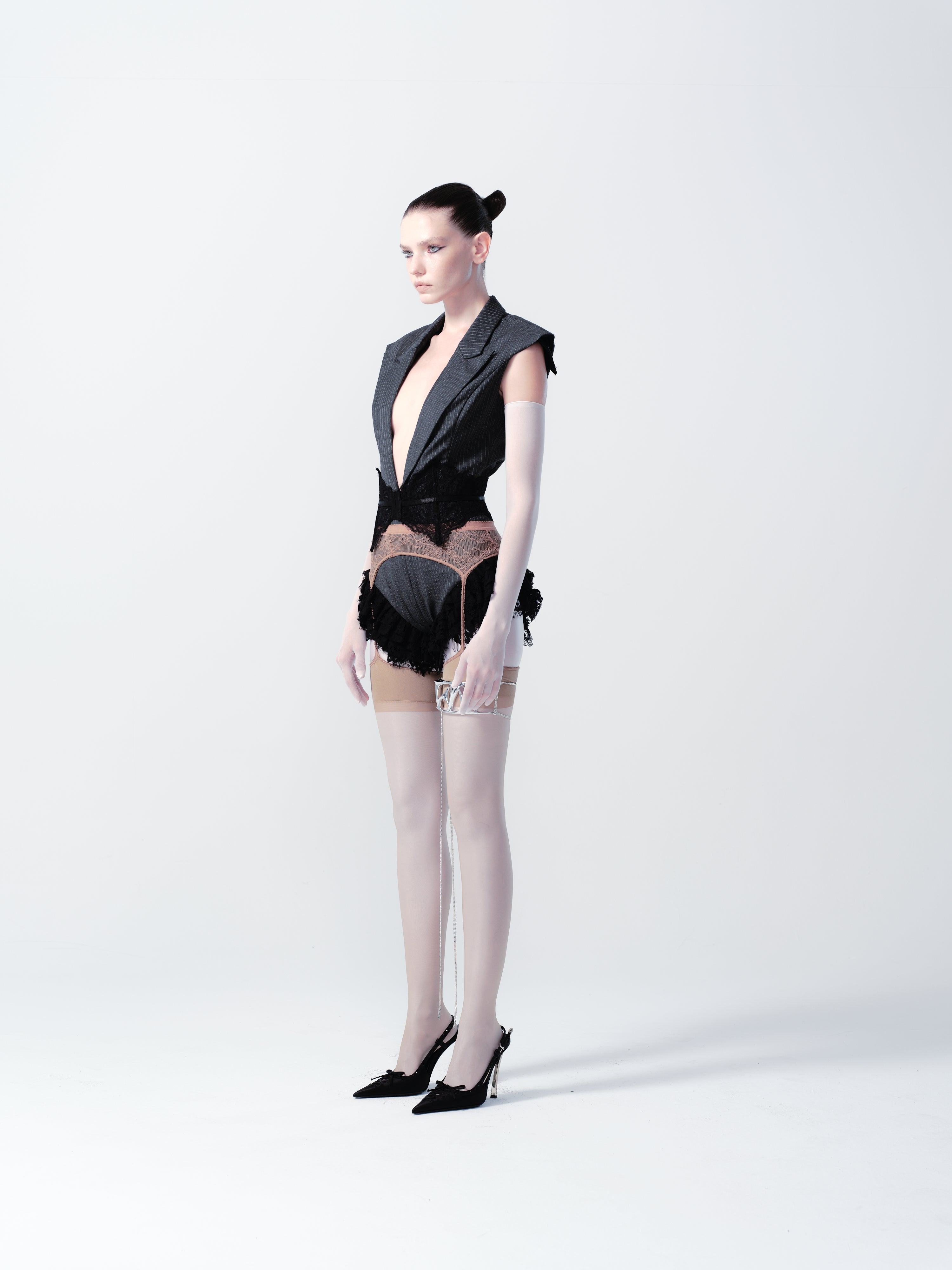 STANDING LAPELS BODYSUIT WITH LACE RUFFLES IN THIN STRIPED SUIT