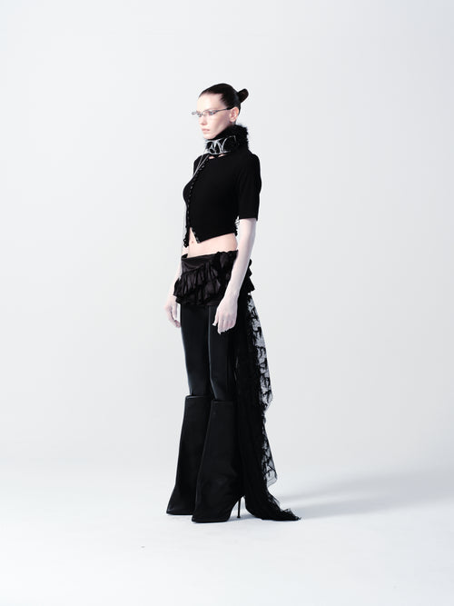 KNIT STRETCHY HALF SLEEVE TOP WITH TWISTED BUTTONS
