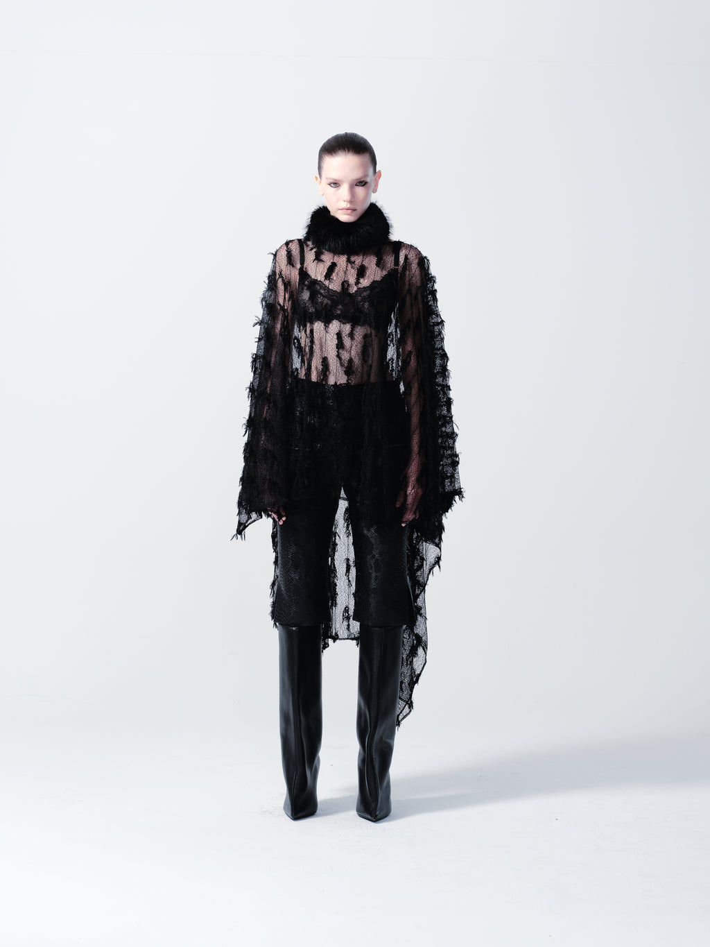 LONG LACE CAPE/DRESS