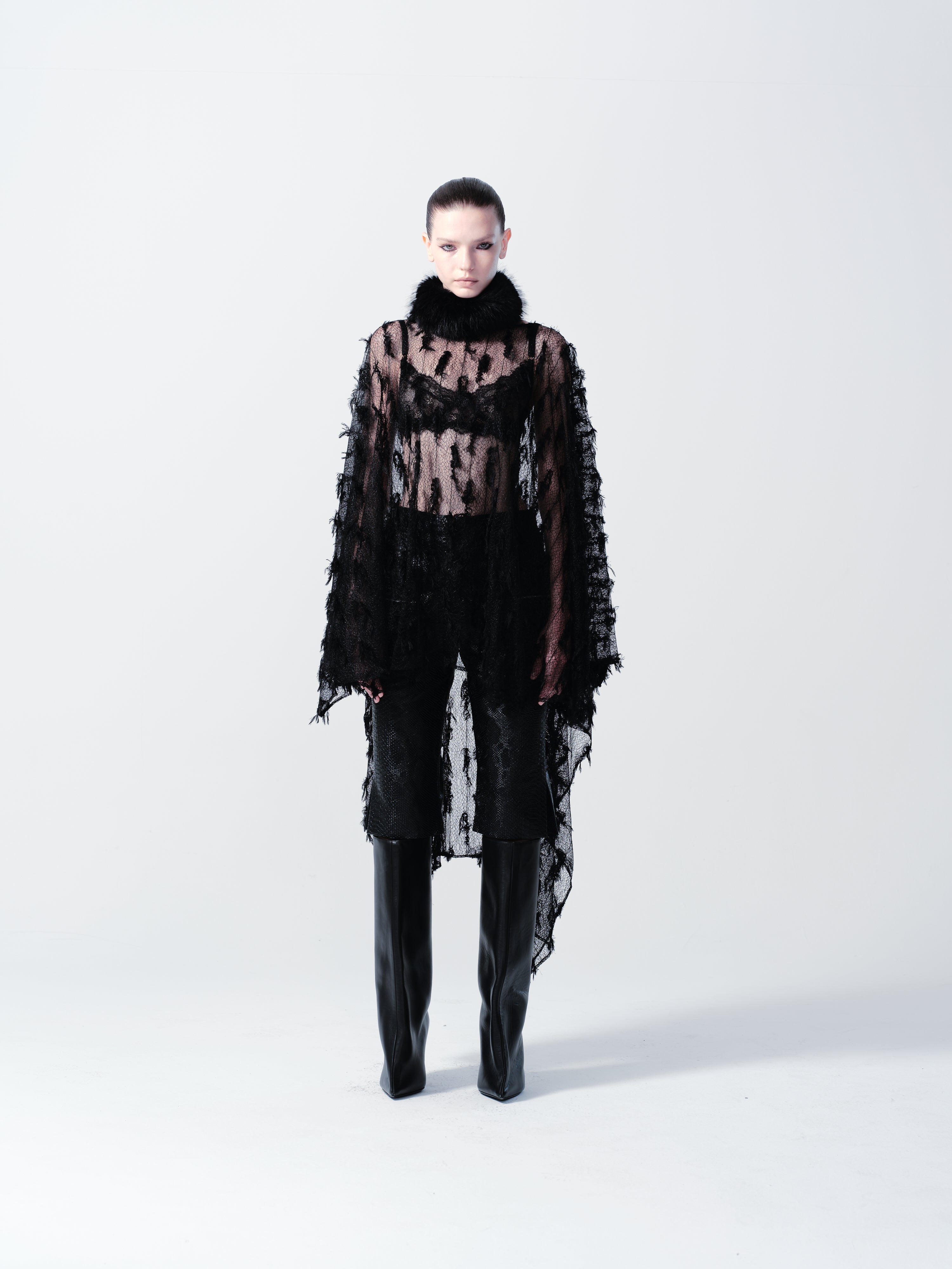 LONG LACE CAPE/DRESS