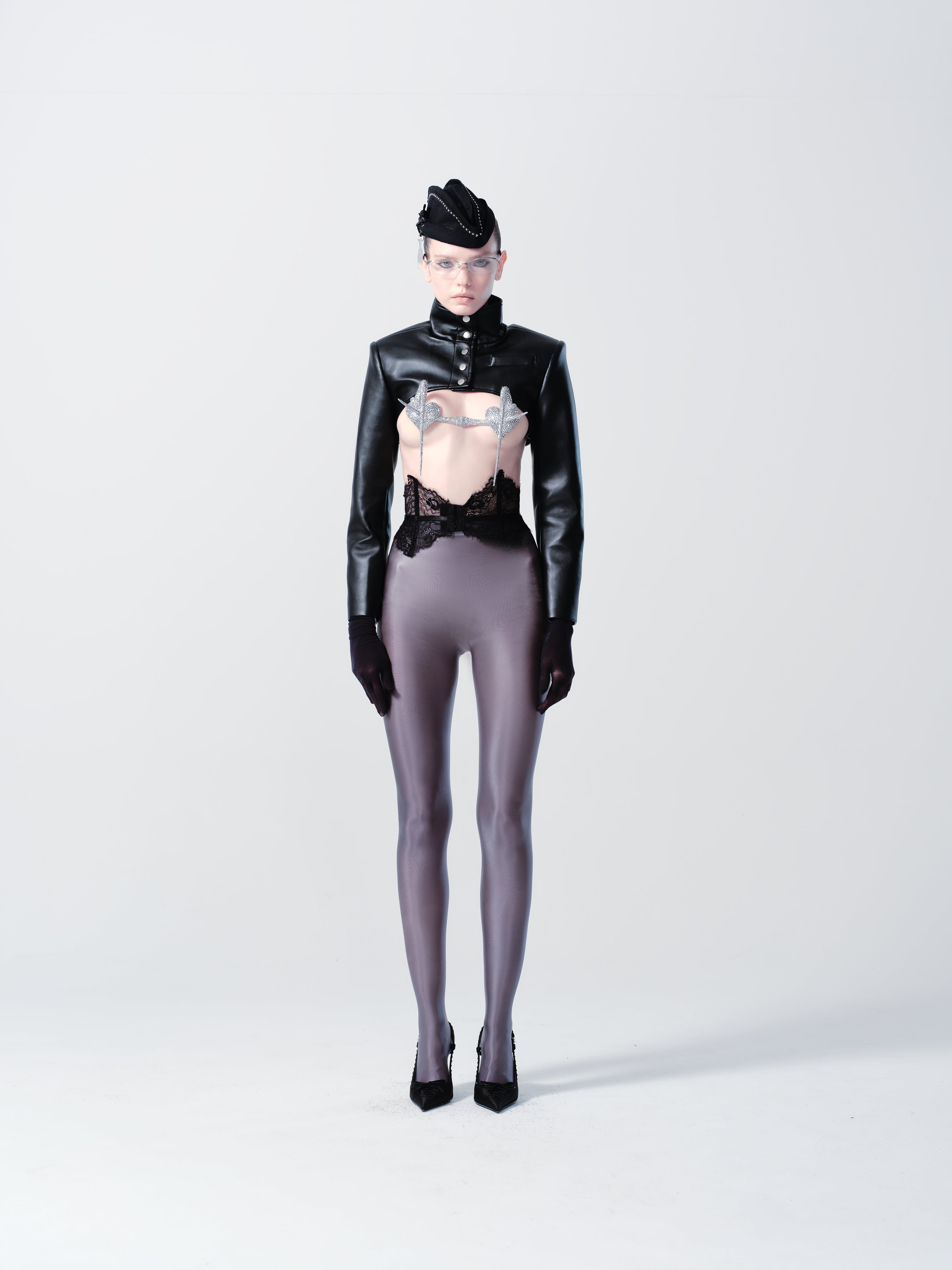 CROPPED CHEST REVEAL LEATHER JACKET