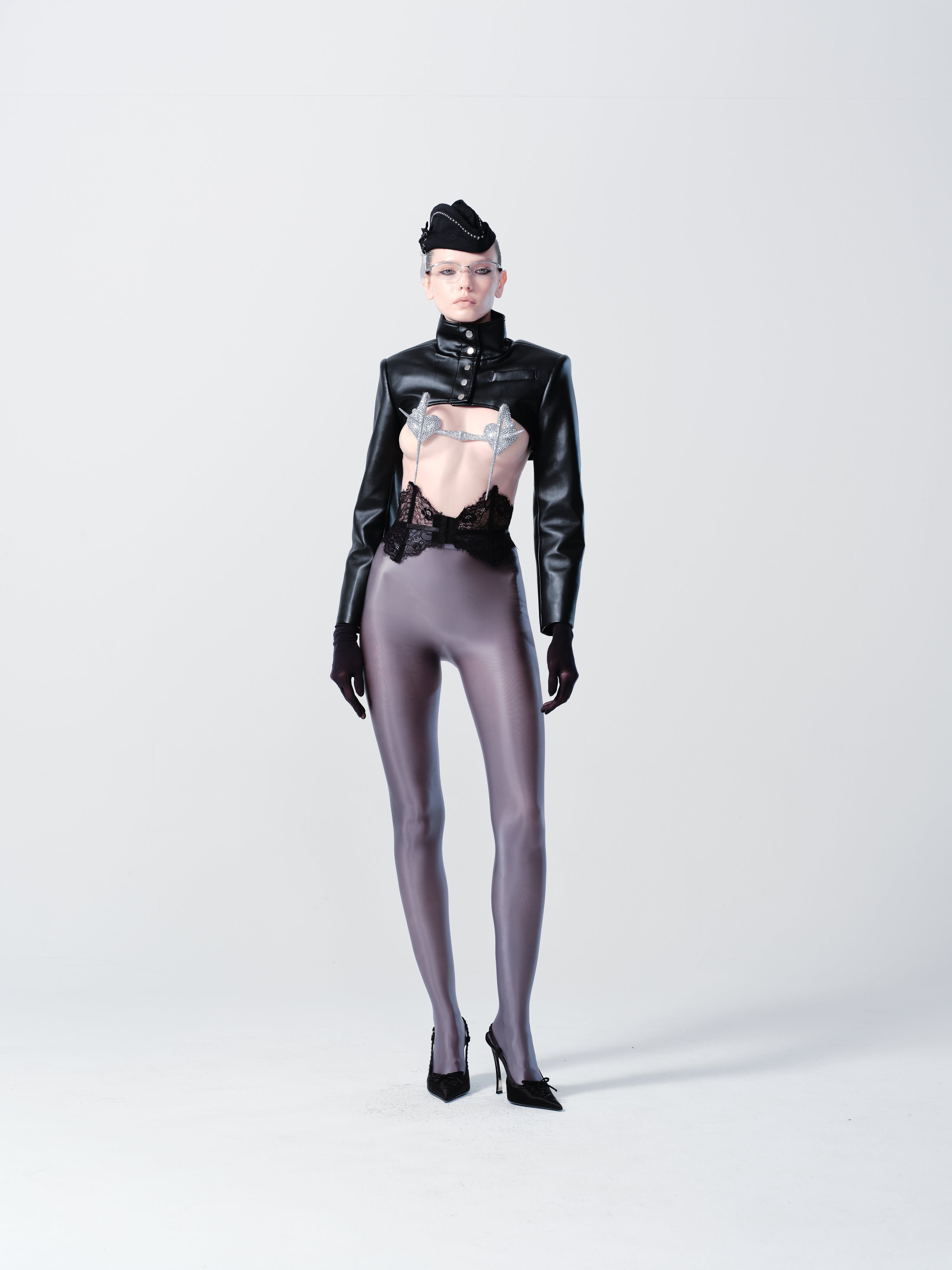 CROPPED CHEST REVEAL LEATHER JACKET